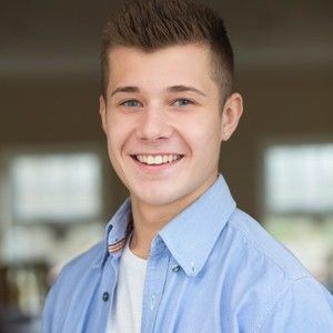 Meet your Posher, Aimee